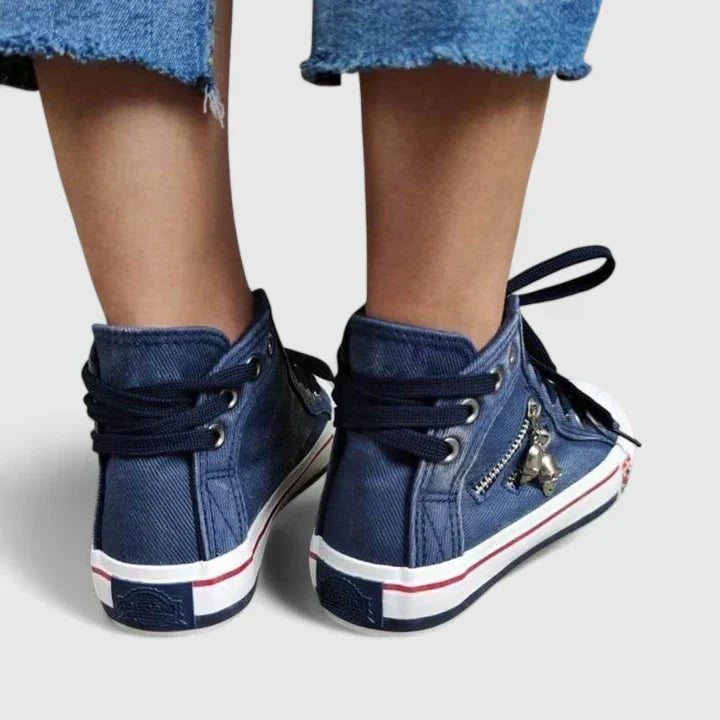 Mariela | Zapatillas urbanas con cierre lateral