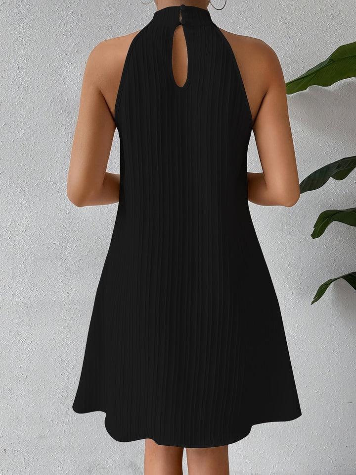 Matilde | Vestido corto texturizado cuello halter
