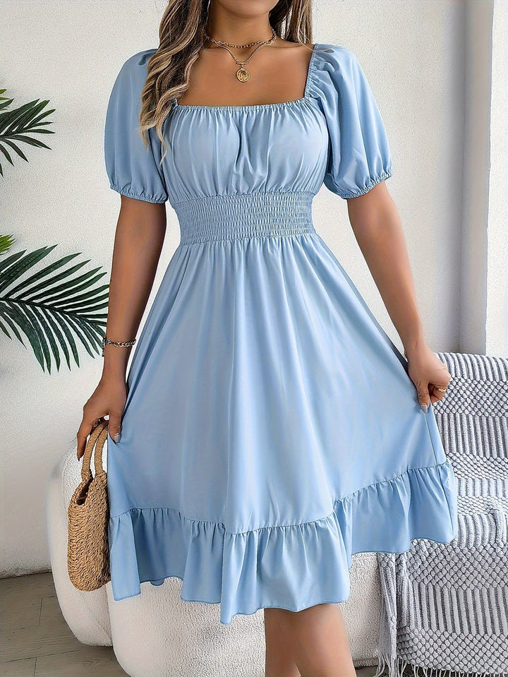 Petronila | Vestido a-line con escote cuadrado y ruedo con vuelo