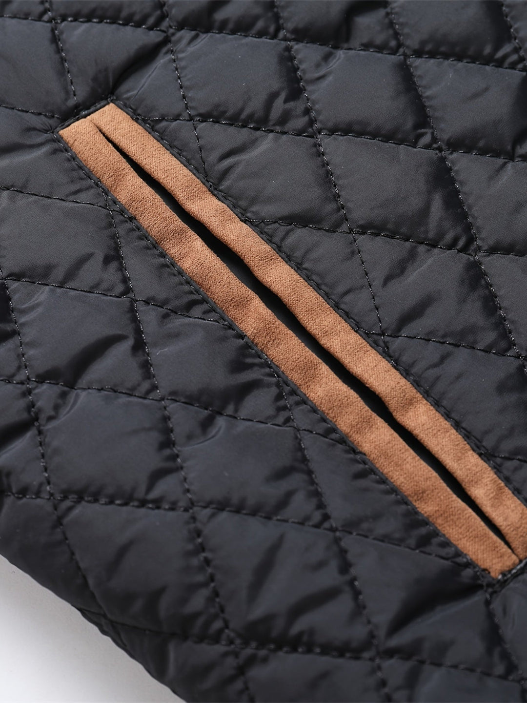 Andrés | Chaqueta acolchada con cuello alto