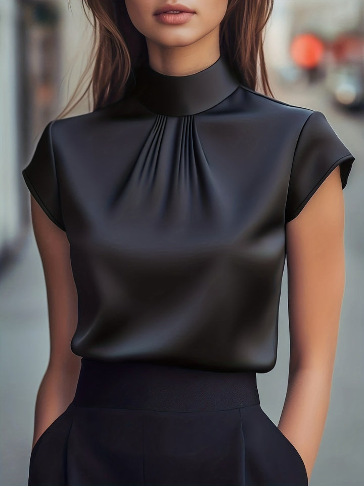 Rebeca Belén | Blusa cuello alto con pliegues