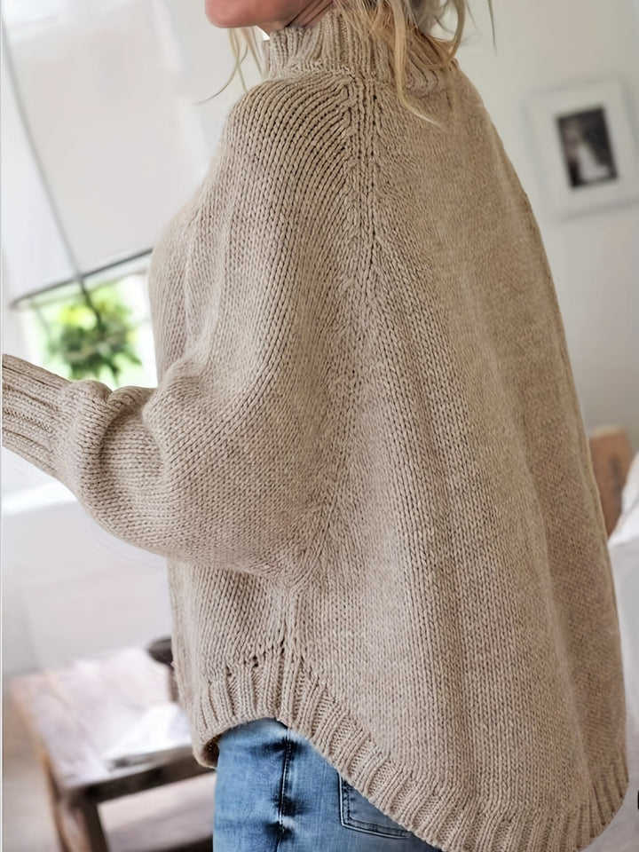 Eugenia | Sweater de punto trenzado con cuello alto