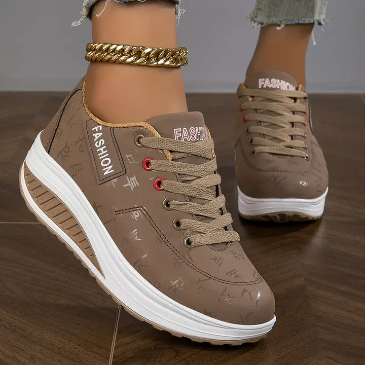 Eufemia | Zapatillas con plataforma acolchada
