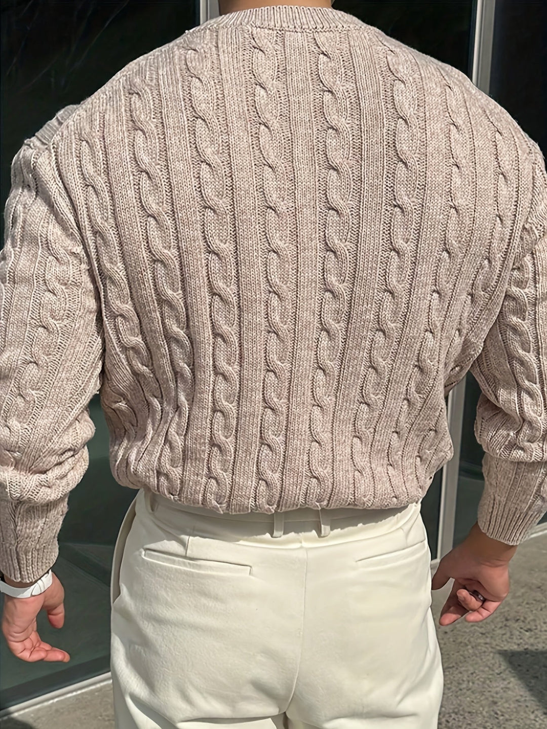 Josué | Sweater de punto trenzado cuello redondo