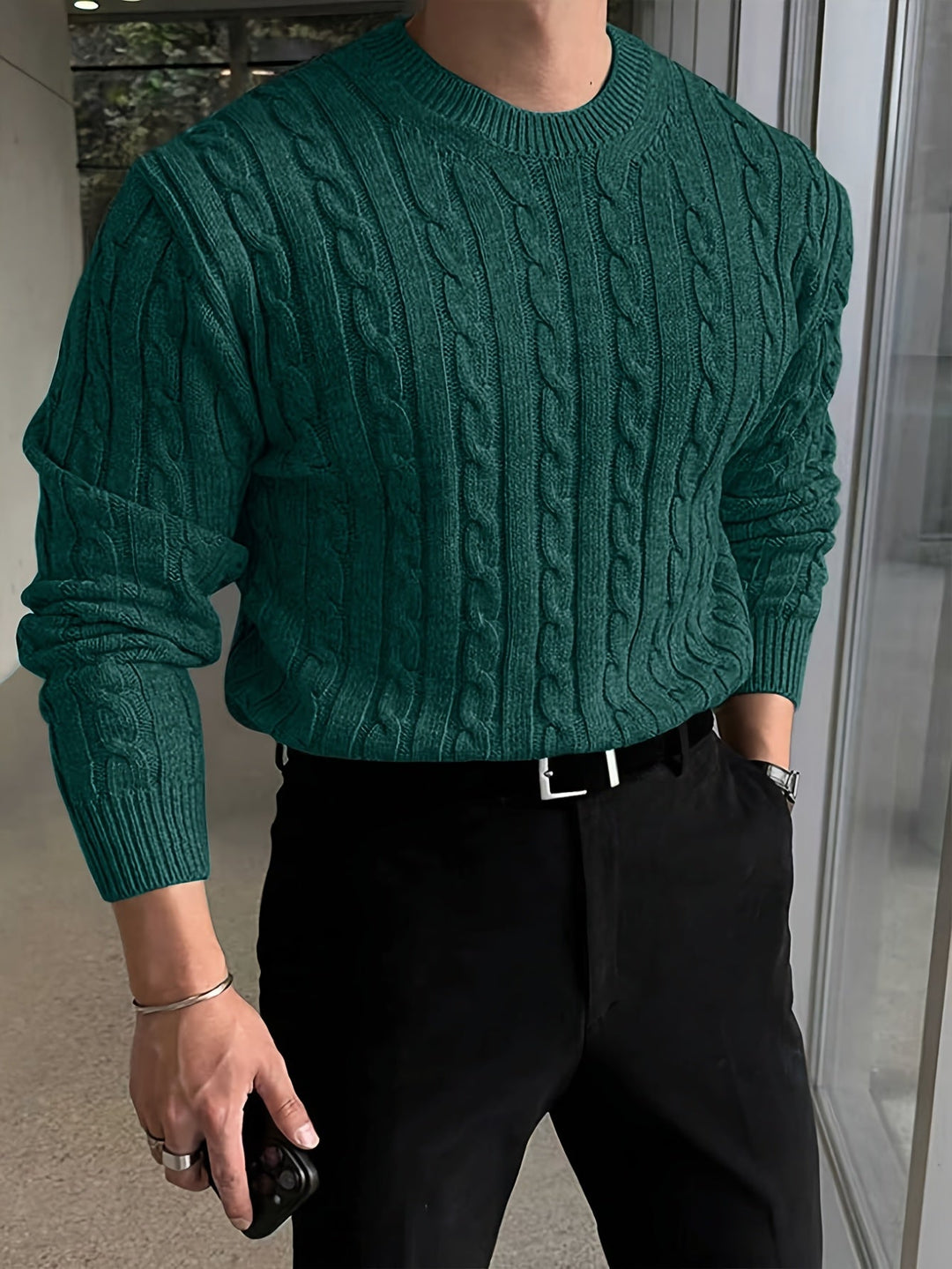 Josué | Sweater de punto trenzado cuello redondo