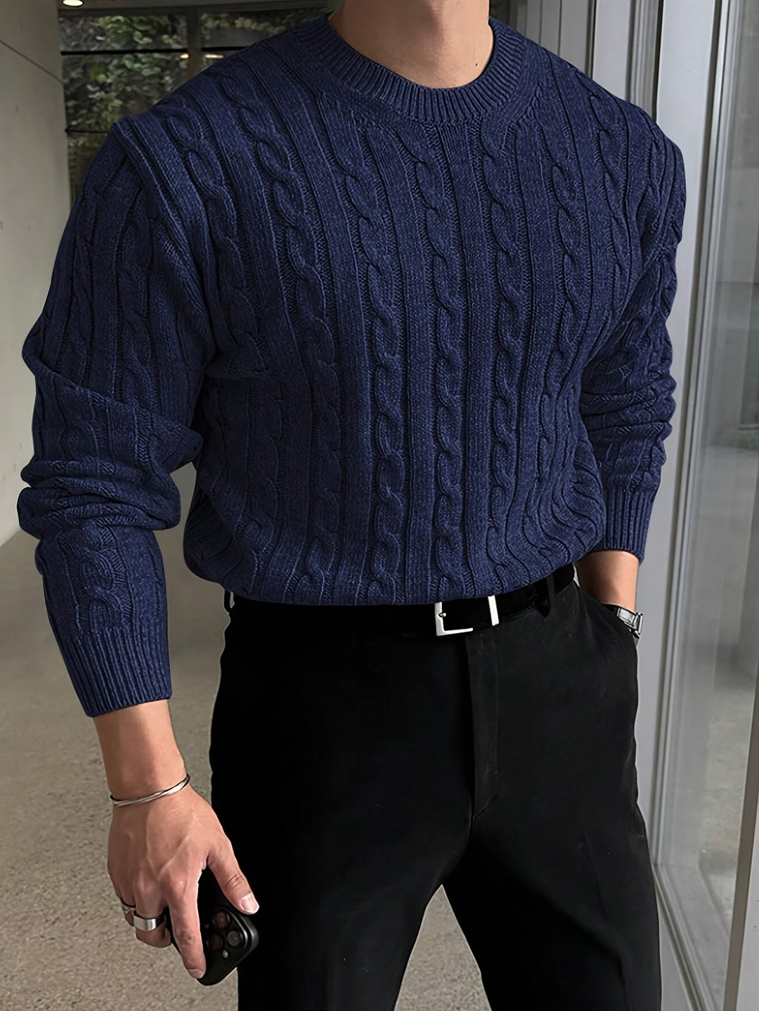 Josué | Sweater de punto trenzado cuello redondo