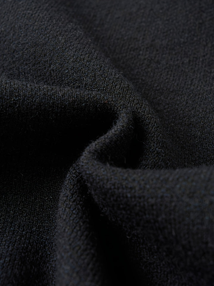 Dylan | Sweater con cuello alto y media cremallera