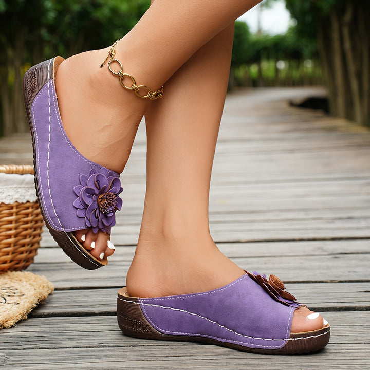 Arlette | Sandalias con flor y plataforma tipo cuña