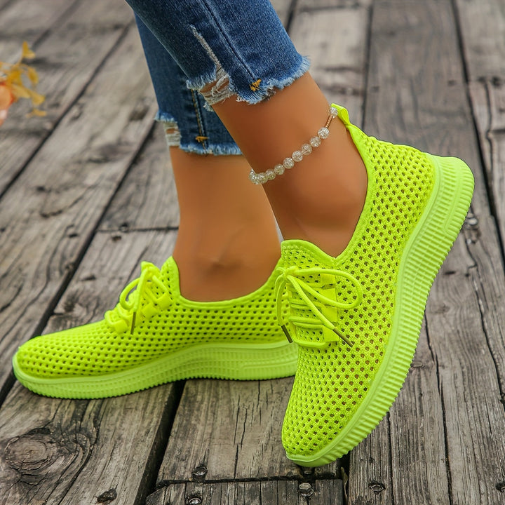 Yanella | Zapatillas caladas con cordones