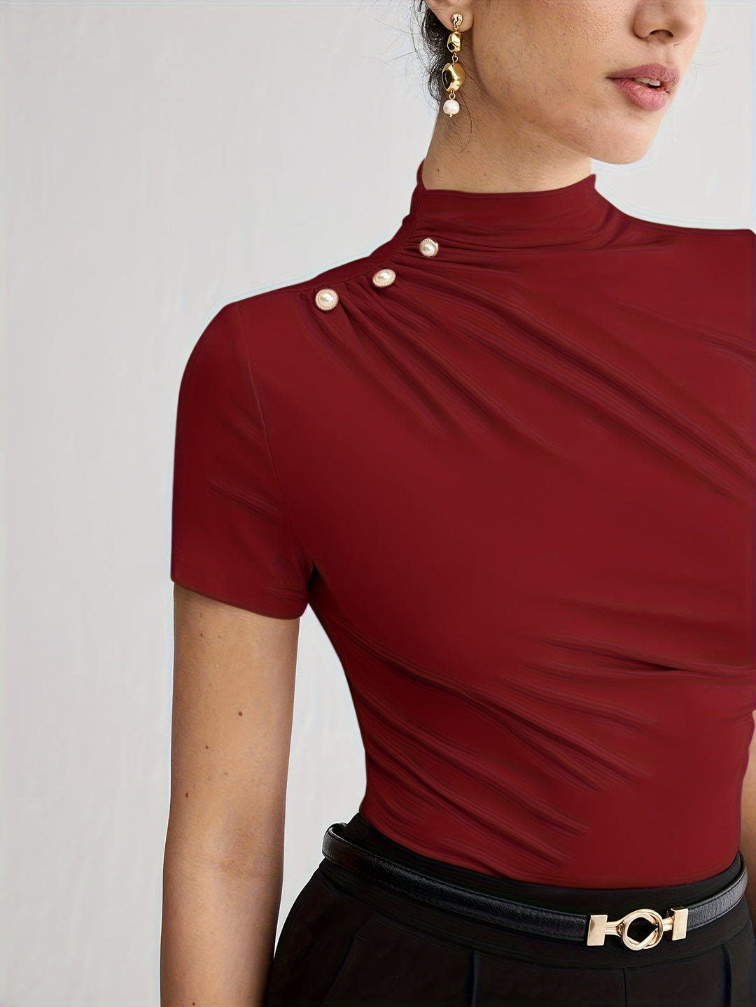 Margot | Polera cuello alto de manga corta