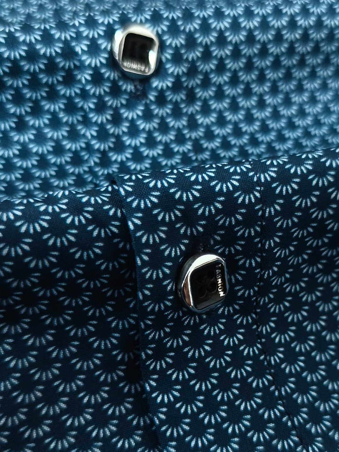 Antonio | Camisa de hombre con estampado menudo