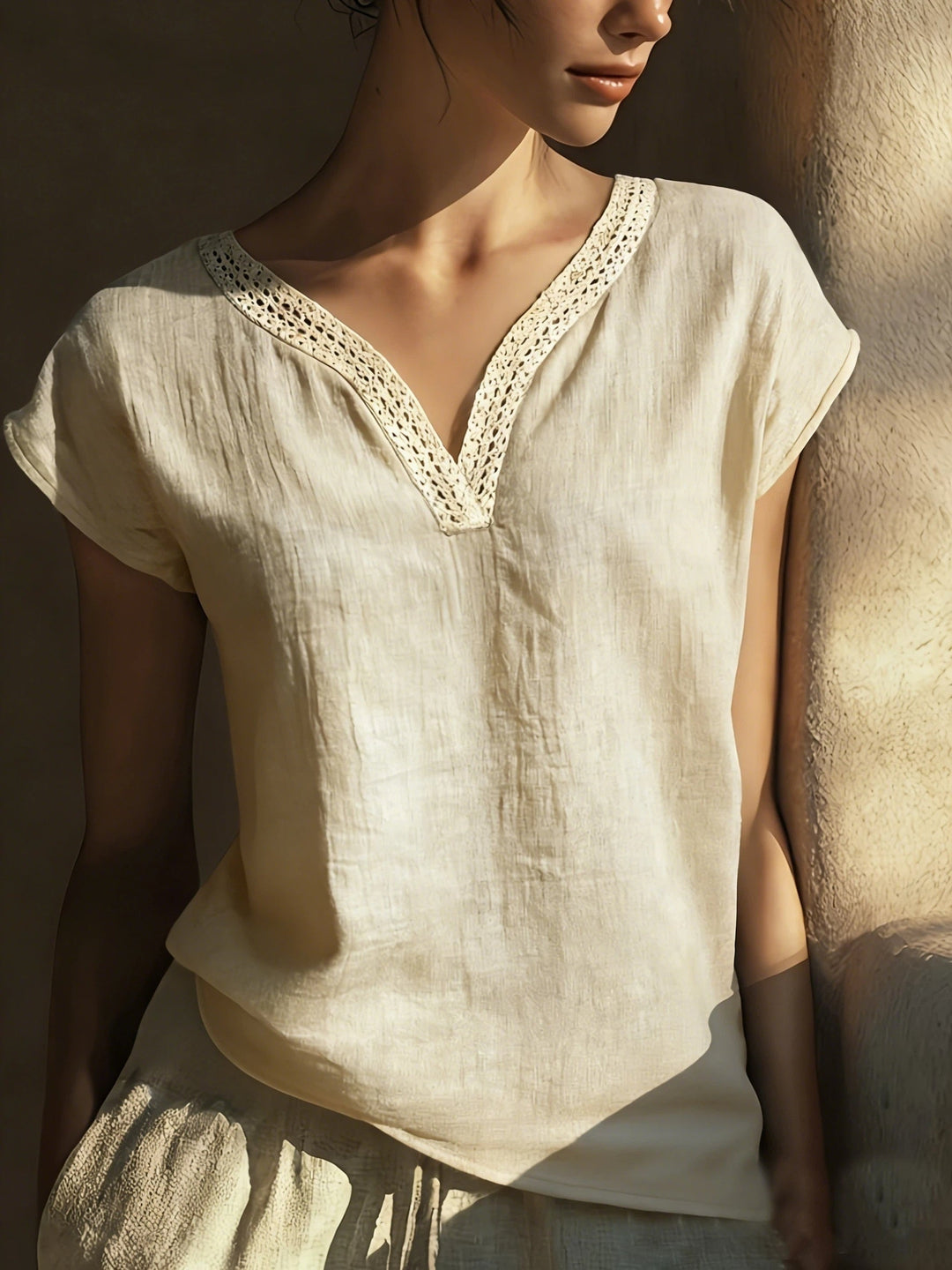Maritza | Blusa escote en V con encaje
