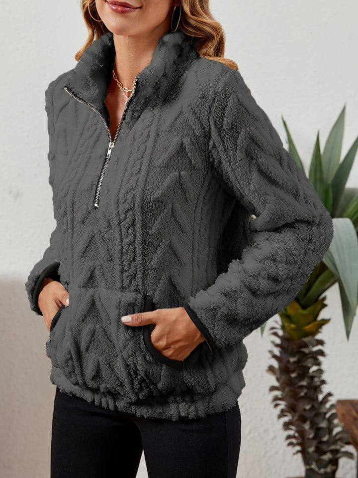 Manuela | Pullover texturado con media cremallera