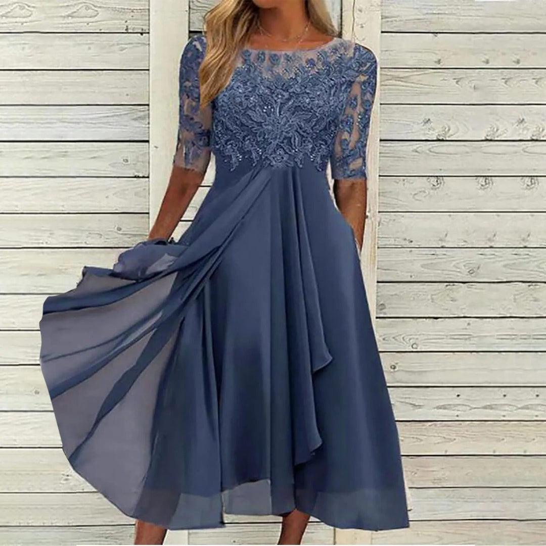 Nicole Andrea | Vestido de fiesta con encaje y vuelo