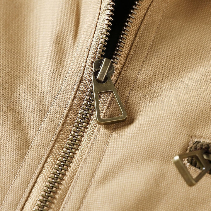 Ayün Kurü | Chaqueta casual con cuello de contraste