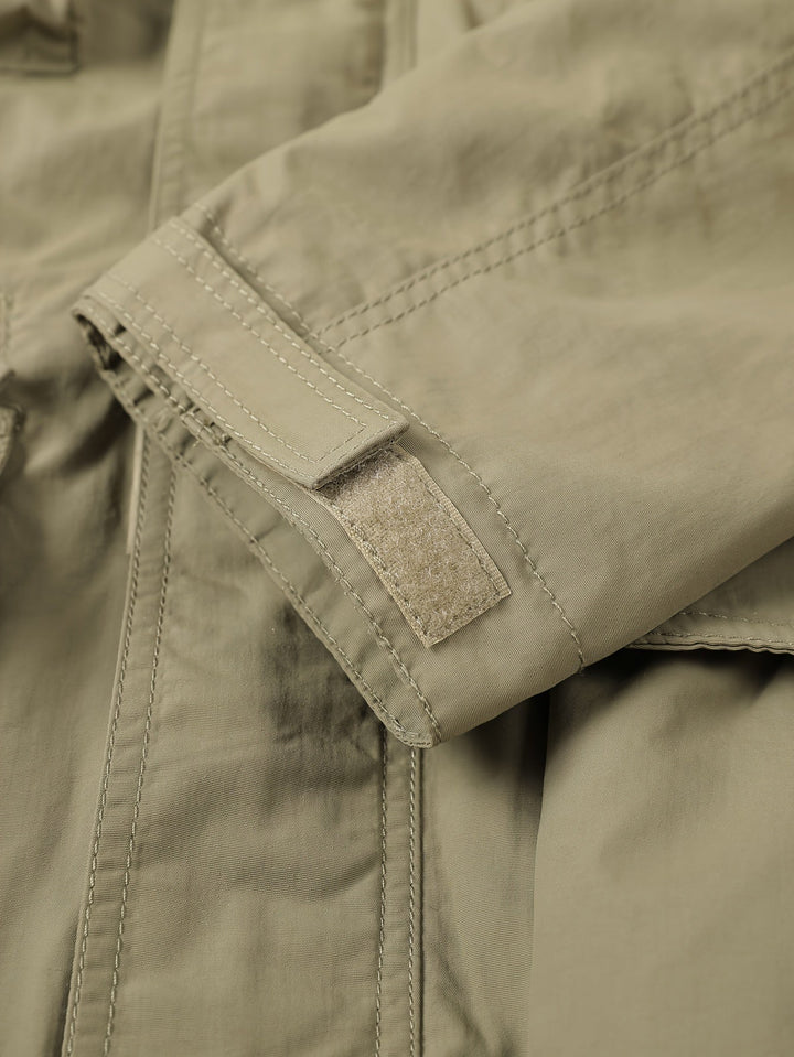 Norberto | Chaqueta multibolsillos con capucha desmontable