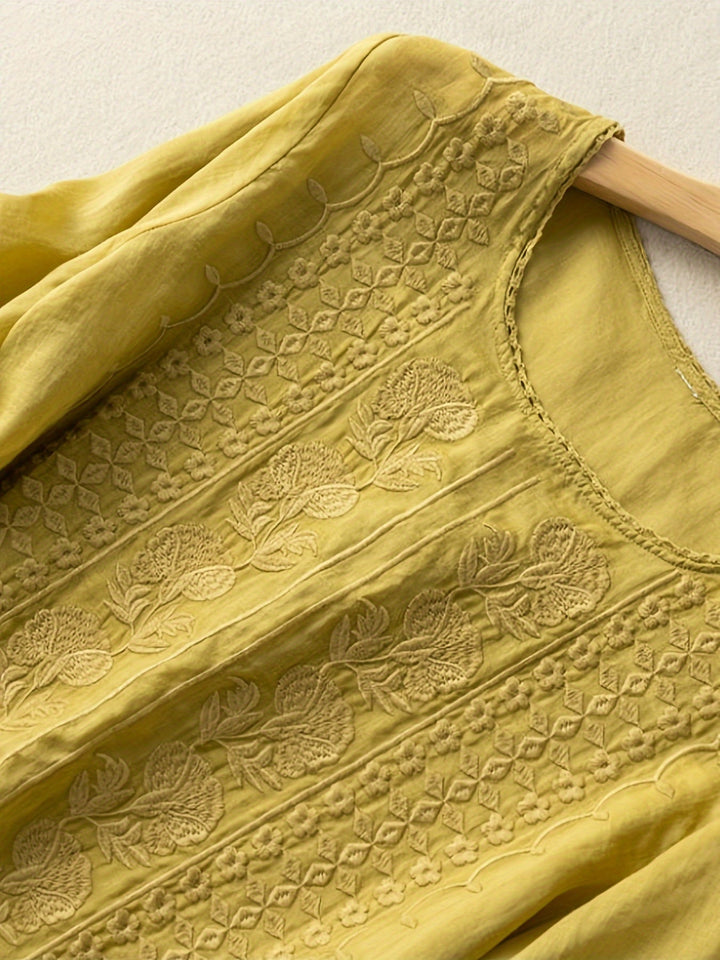 María Nieves | Blusa bordada cuello redondo