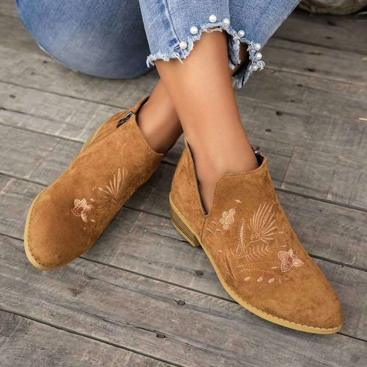 María Elisa | Botines bordados de taco bajo