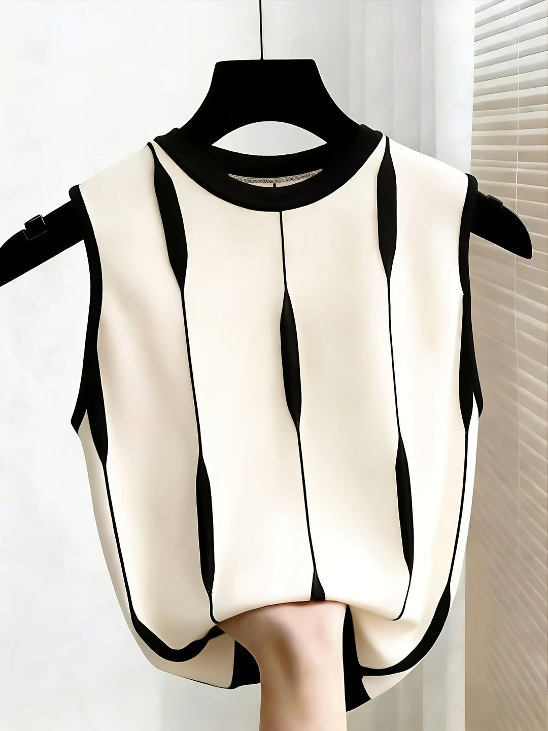 Noemí | Sweater manga corta cuello V