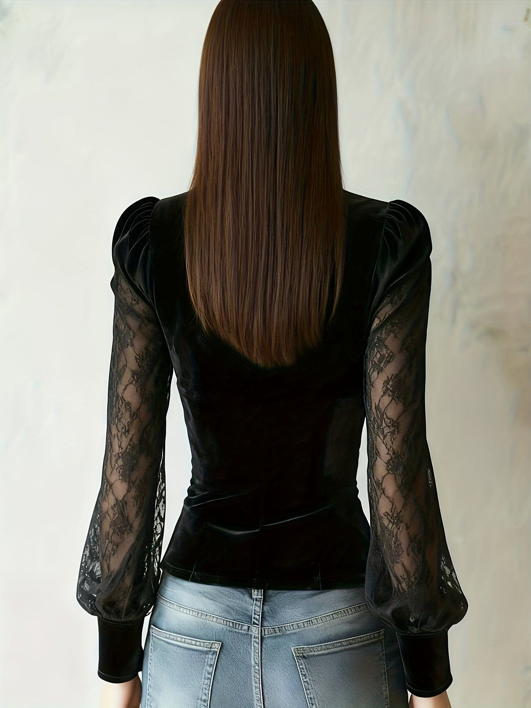 Betzabé | Blusa de terciopelo con mangas de encaje