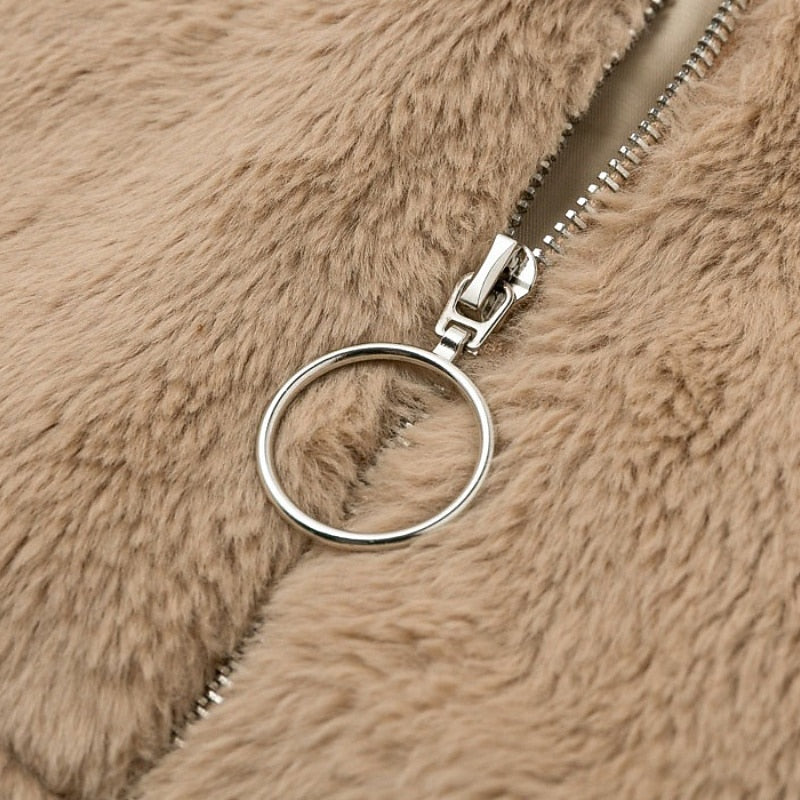 Eliette | Chaqueta corta de peluche con cierre