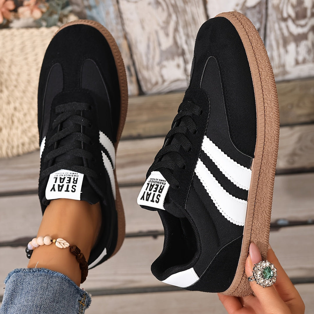Rayenlaf | Zapatillas con cordones y franjas laterales