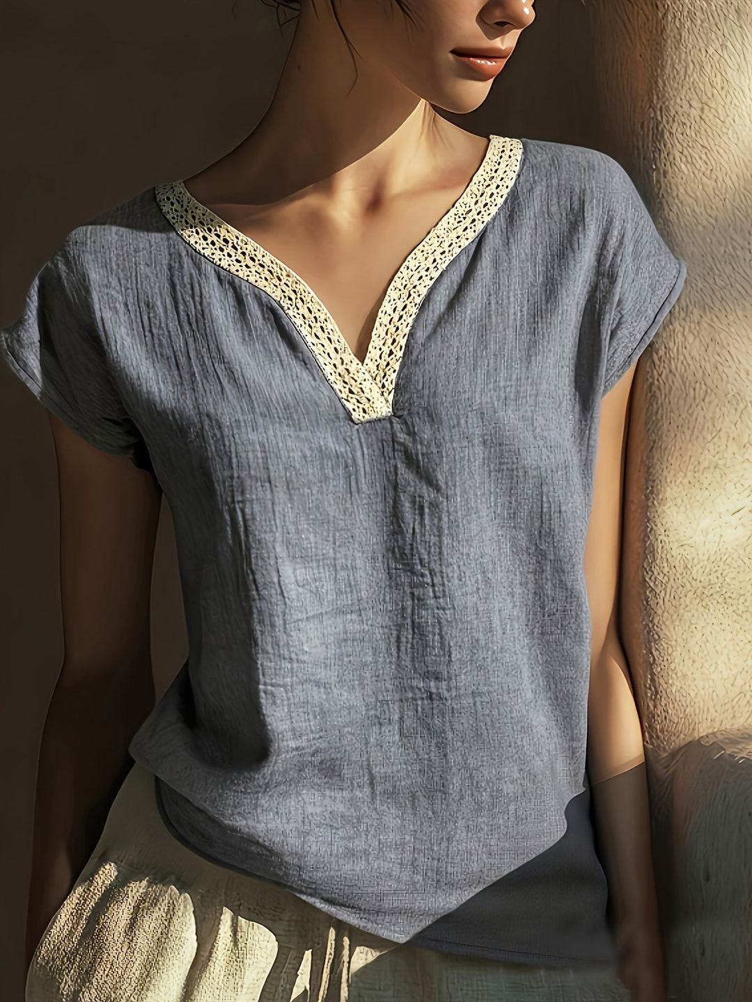 Maritza | Blusa escote en V con encaje