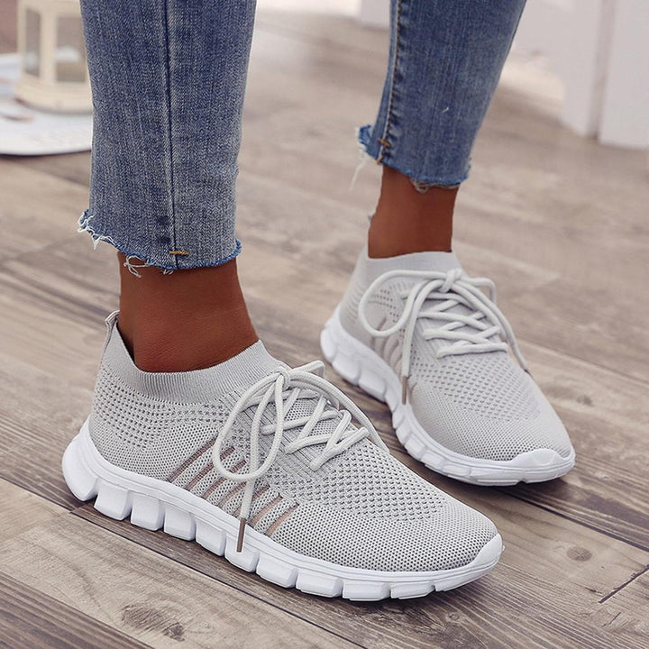 Yanet | Zapatillas livianas de uso diario