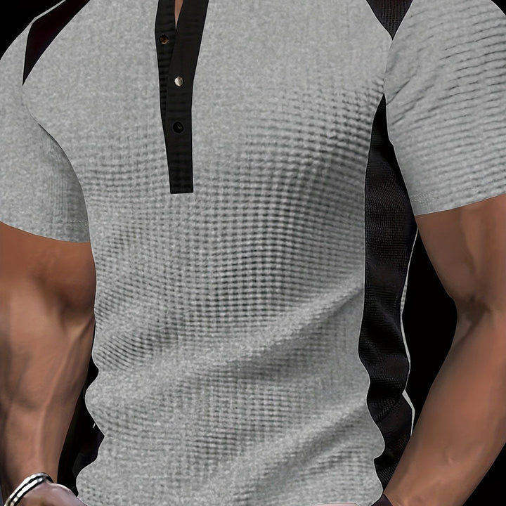 Marcial | Polera henley texturada con contrastes