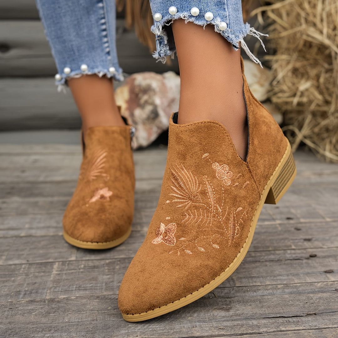 María Elisa | Botines bordados de taco bajo