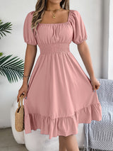 Petronila | Vestido a-line con escote cuadrado y ruedo con vuelo