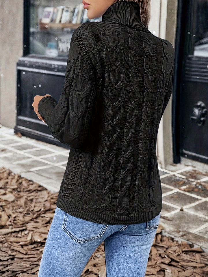 Sarai | Sweater de punto trenzado cuello alto