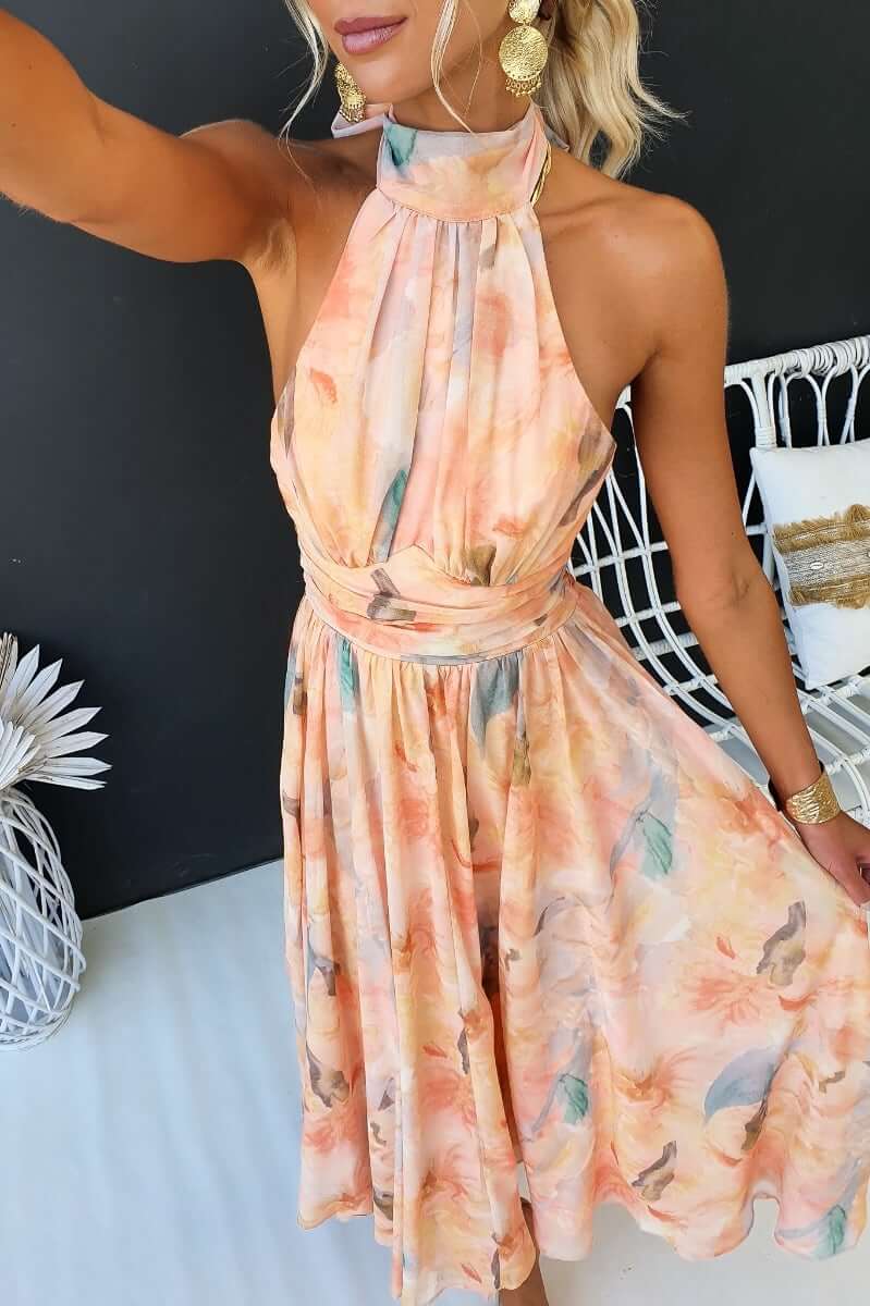 Amparo | Vestido largo sin mangas con cuello alto anudado