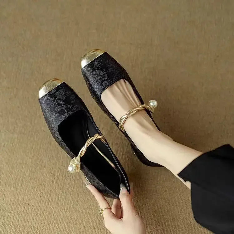 Berenice | Zapatos mary jane con tira trenzada y perla