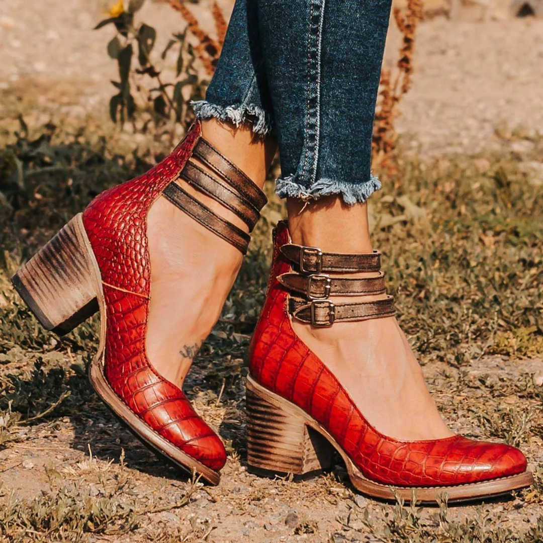 Yenifer | Zapatos de taco con correas