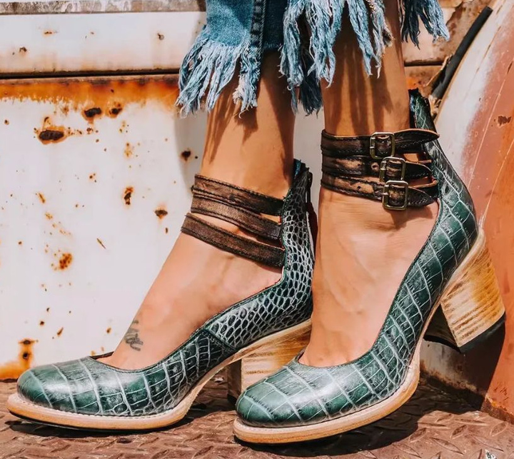 Yenifer | Zapatos de taco con correas