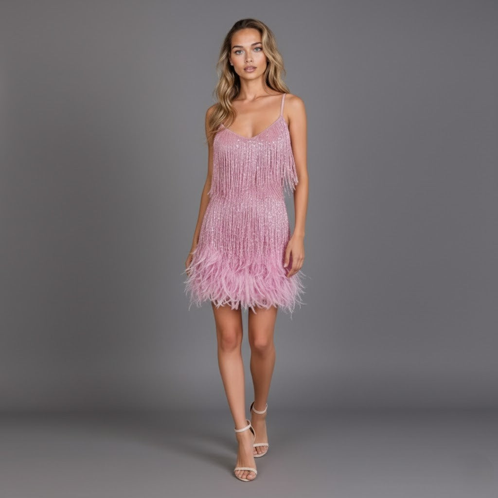 Zenaida | Vestido de fiesta con flecos y ruedo de plumas