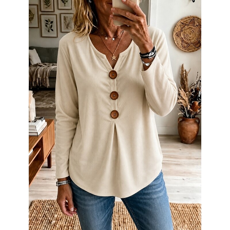 Natividad | Blusa con escote en V y botones